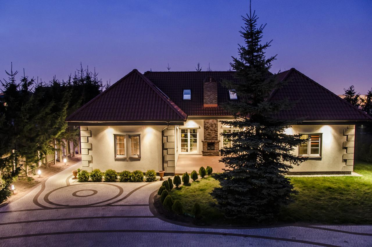 Villa Hof Luboń Esterno foto