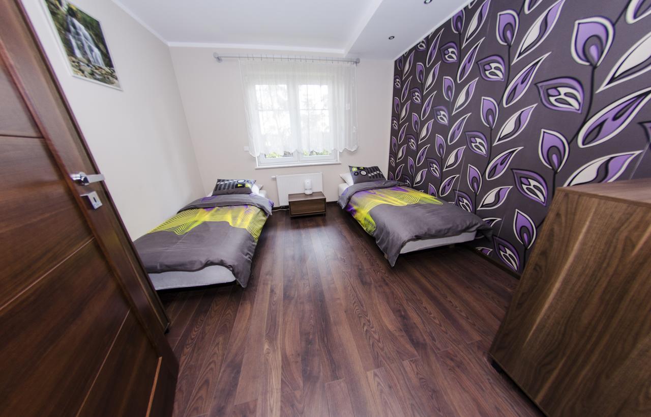 Villa Hof Luboń Esterno foto