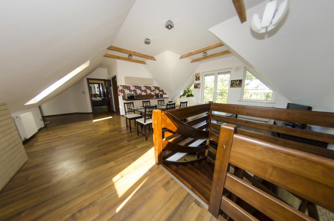 Villa Hof Luboń Esterno foto