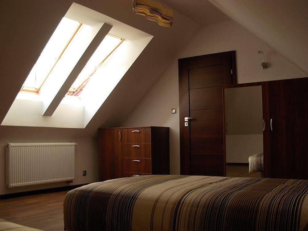 Villa Hof Luboń Esterno foto